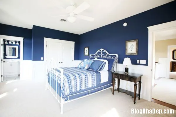 Phòng ngủ dịu mát với gam màu xanh dương